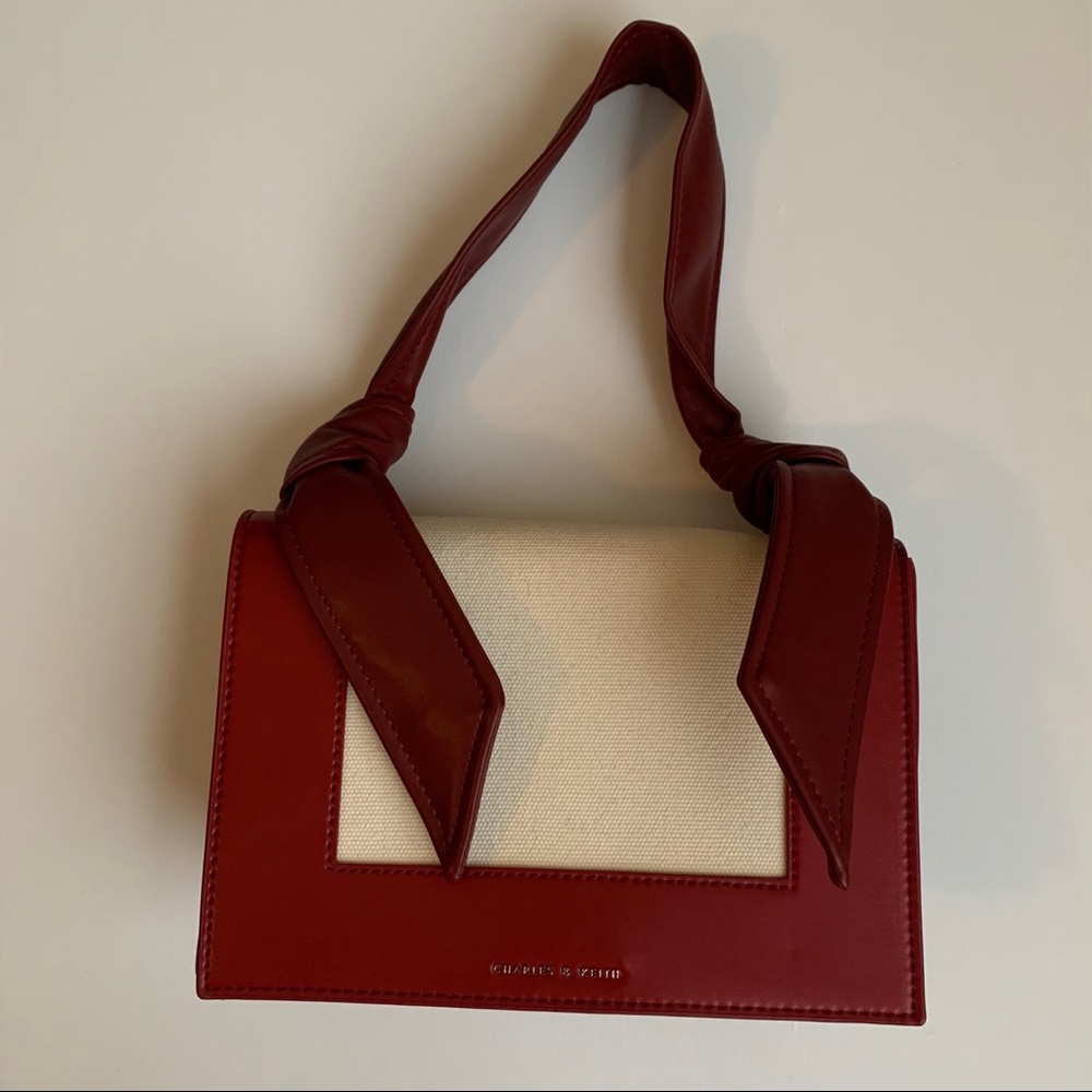 NWOT - Charles & Keith handbag